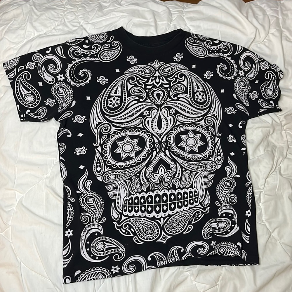 Slightly used, Size M mens tee